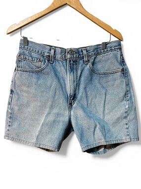 Levi's Light Blue Denim Jean Shorts Made in USA vintage 34